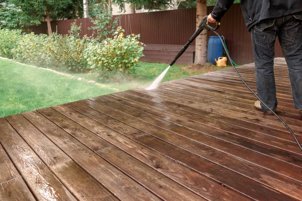 Best Pool Deck Cleaning  in Lyford, TX
